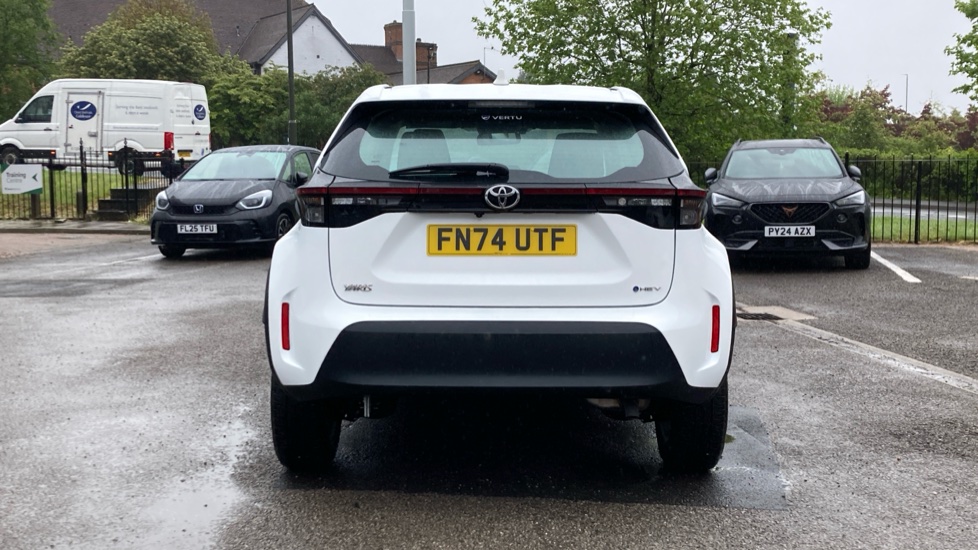 Toyota Yaris Cross 1.5 Hybrid Icon 5dr CVT Hybrid Estate - Image 26