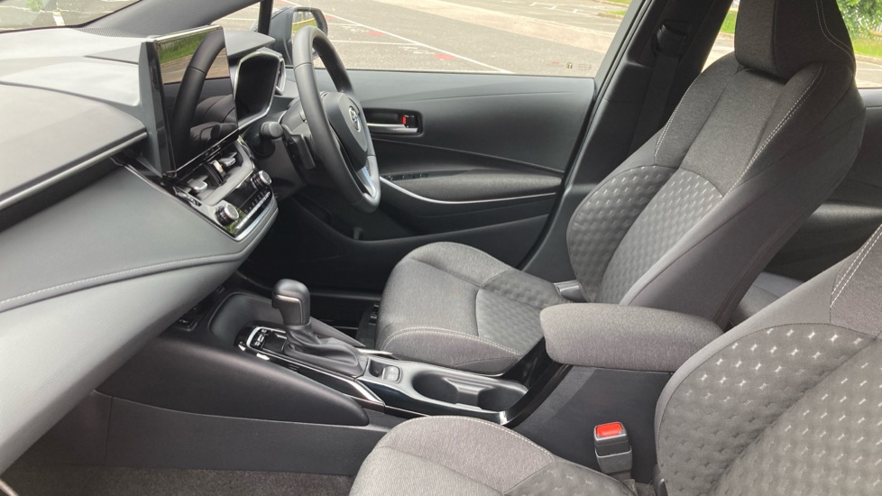Toyota Corolla 2.0 Hybrid 178 Icon 5dr CVT Hybrid Hatchback - Image 5