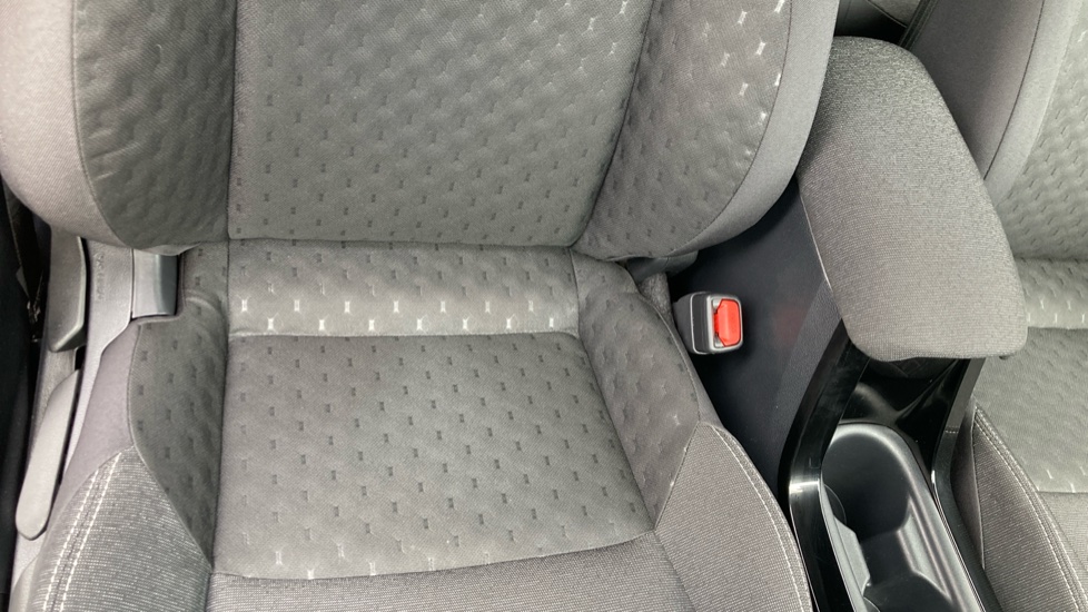 Toyota Corolla 2.0 Hybrid 178 Icon 5dr CVT Hybrid Hatchback - Image 14
