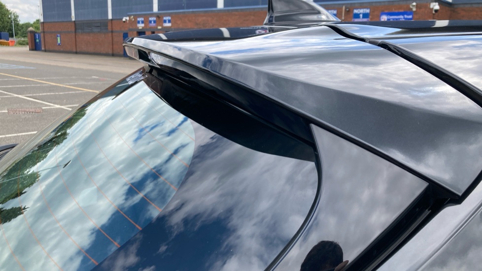 Toyota Corolla 2.0 Hybrid 178 Icon 5dr CVT Hybrid Hatchback - Image 30