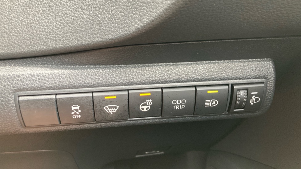 Toyota Corolla 2.0 Hybrid 178 Icon 5dr CVT Hybrid Hatchback - Image 52
