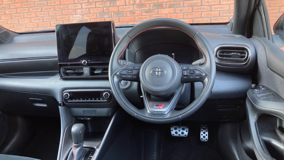 Toyota Yaris 1.5 Hybrid 130 GR Sport 5dr CVT Hybrid Hatchback - Image 6
