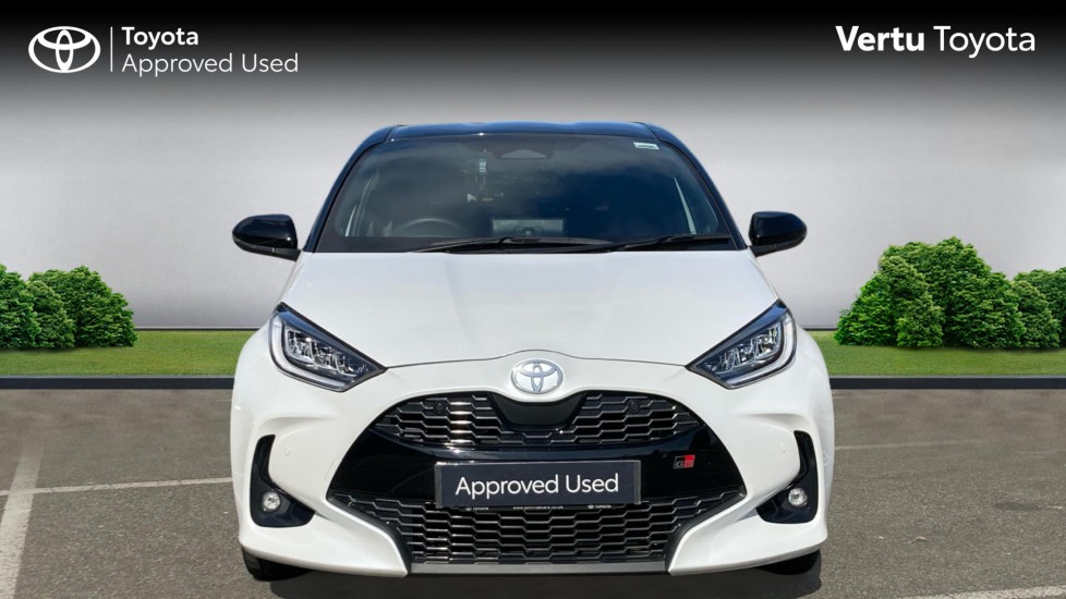 Toyota Yaris 1.5 Hybrid 130 GR Sport 5dr CVT Hybrid Hatchback - Image 22