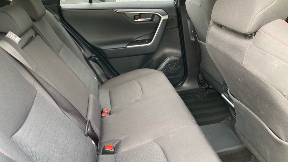 Toyota RAV4 2.5 PHEV Design 5dr CVT Estate - Image 8