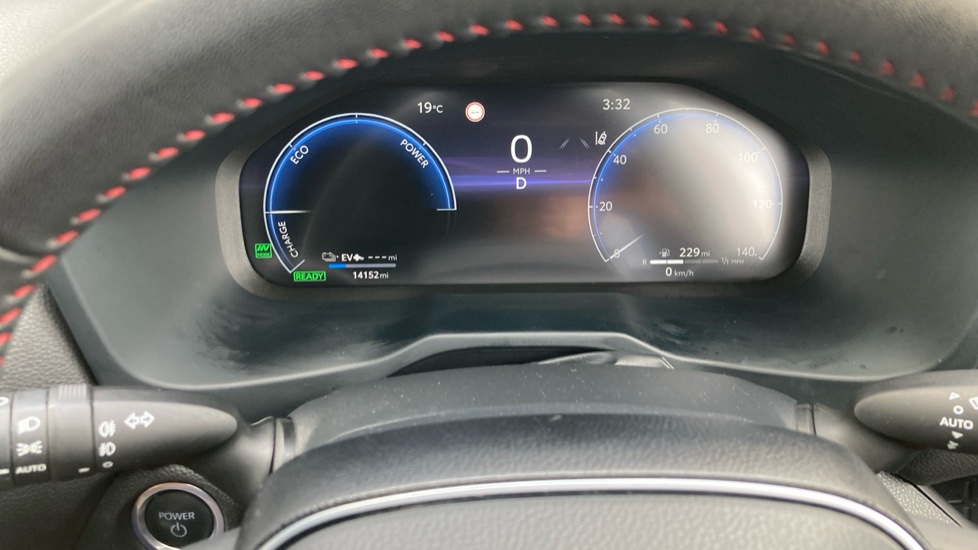 Toyota RAV4 2.5 PHEV Design 5dr CVT Estate - Image 11