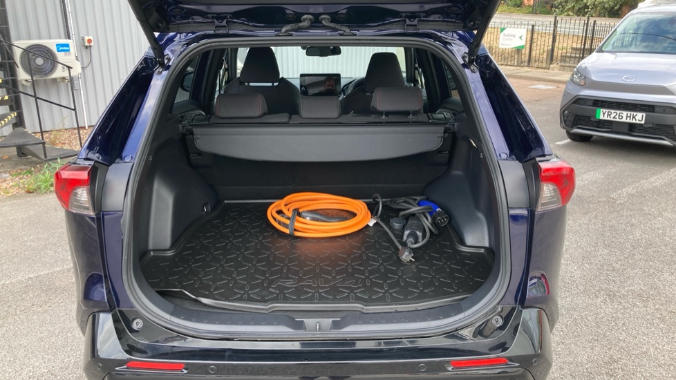 Toyota RAV4 2.5 PHEV Design 5dr CVT Estate - Image 13