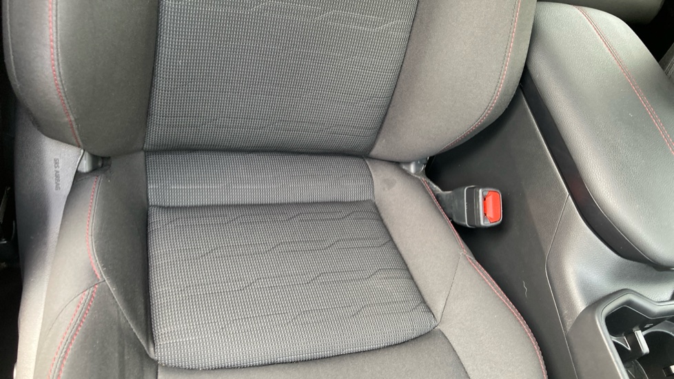 Toyota RAV4 2.5 PHEV Design 5dr CVT Estate - Image 14