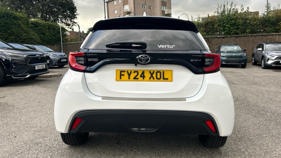 Toyota Yaris 1.5 Hybrid Design 5dr CVT Hybrid Hatchback - Image 26