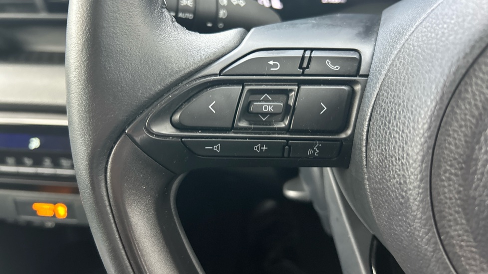 Toyota Yaris 1.5 Hybrid Design 5dr CVT Hybrid Hatchback - Image 29