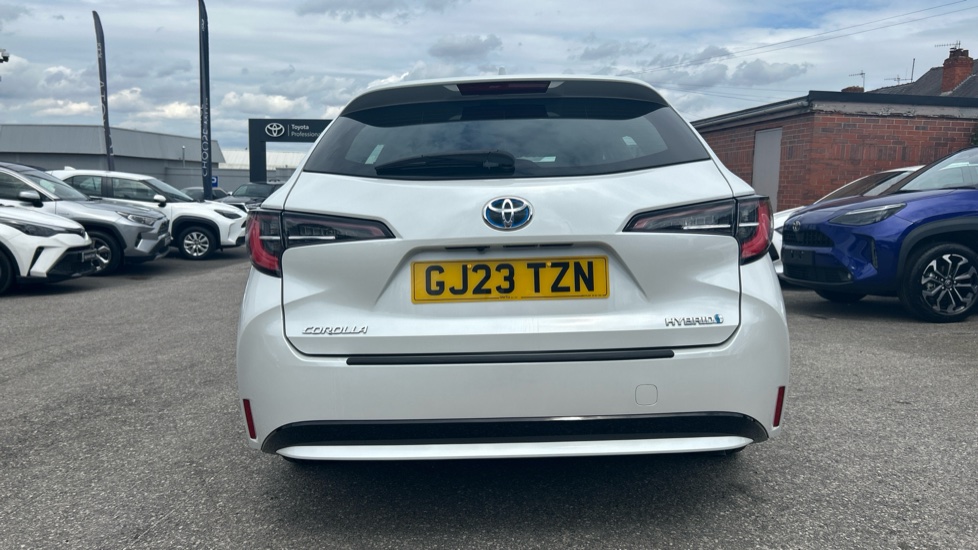 Toyota Corolla 1.8 VVT-i Hybrid Icon 5dr CVT Hybrid Estate - Image 26