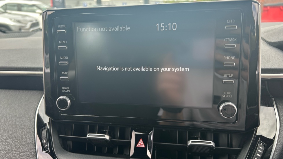 Toyota Corolla 1.8 VVT-i Hybrid Icon 5dr CVT Hybrid Estate - Image 38