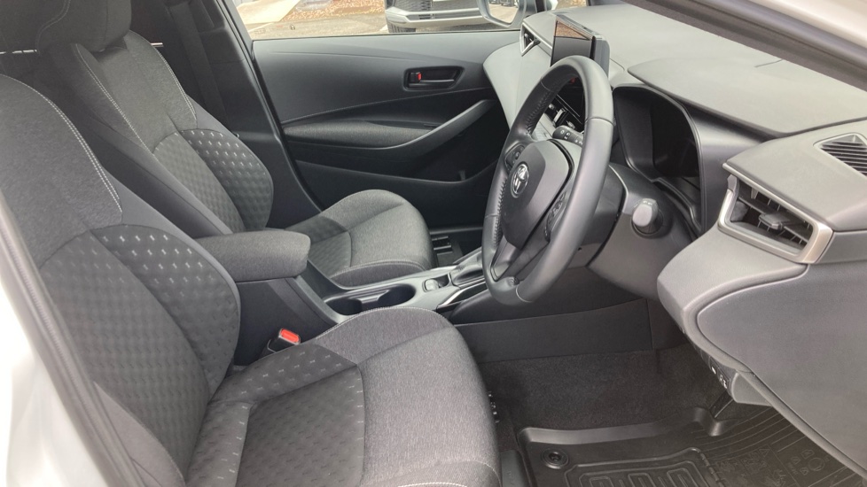 Toyota Corolla Petrol 1.8 VVT-i Hybrid Commercial Auto - Image 12