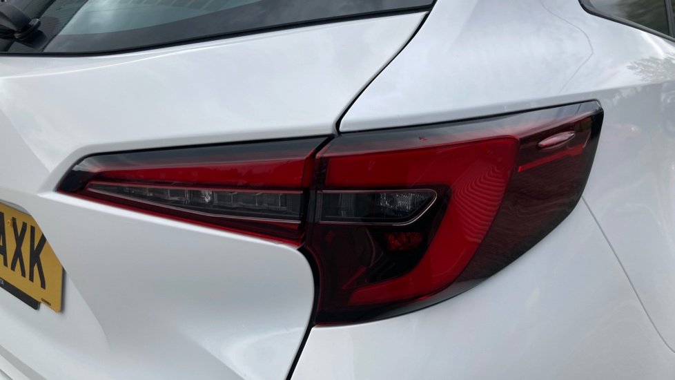 Toyota Corolla Petrol 1.8 VVT-i Hybrid Commercial Auto - Image 21