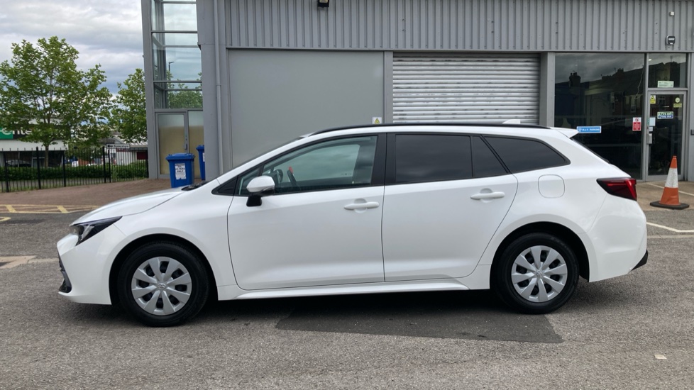 Toyota Corolla Petrol 1.8 VVT-i Hybrid Commercial Auto - Image 24