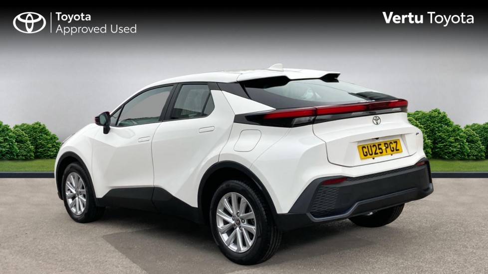 Toyota C-HR 1.8 Hybrid Icon 5dr CVT Hybrid Hatchback - Image 4