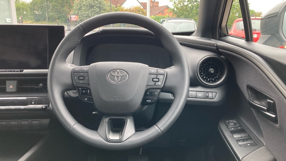 Toyota C-HR 1.8 Hybrid Icon 5dr CVT Hybrid Hatchback - Image 10