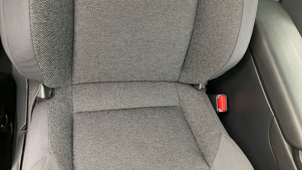 Toyota C-HR 1.8 Hybrid Icon 5dr CVT Hybrid Hatchback - Image 14