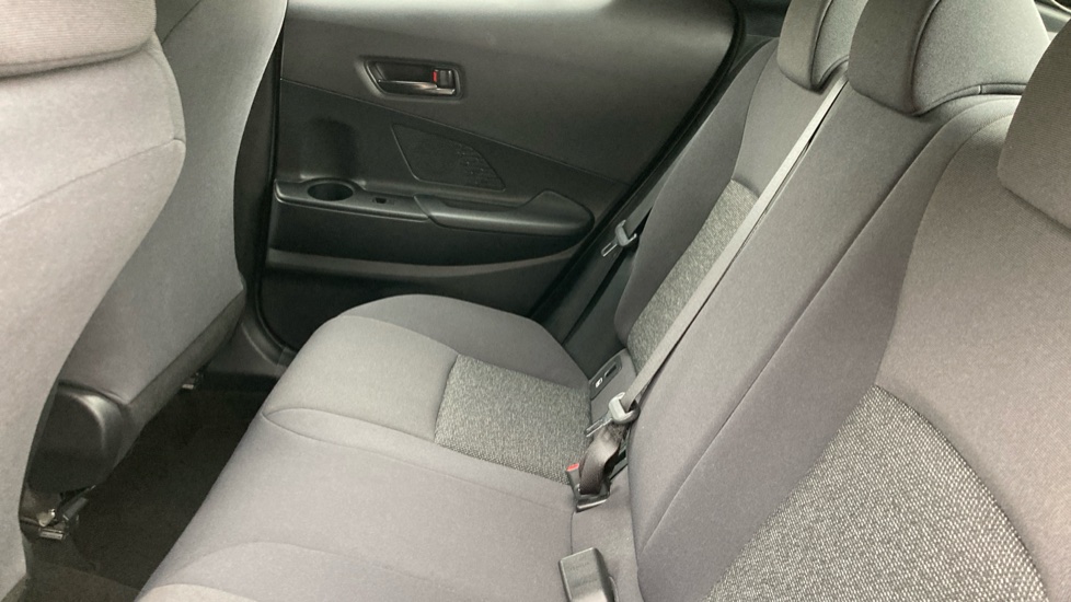Toyota C-HR 1.8 Hybrid Icon 5dr CVT Hybrid Hatchback - Image 15