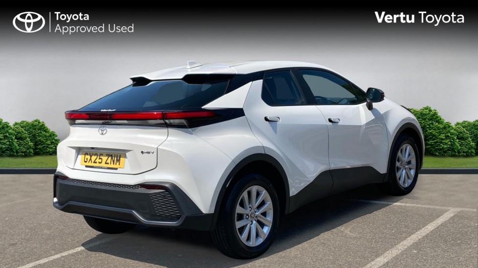 Toyota C-HR 1.8 Hybrid Icon 5dr CVT Hybrid Hatchback - Image 2