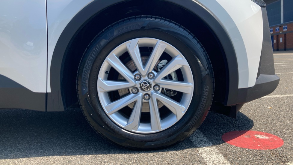 Toyota C-HR 1.8 Hybrid Icon 5dr CVT Hybrid Hatchback - Image 25