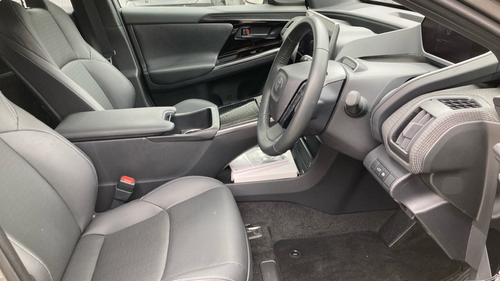 Toyota bZ4X 160kW Vision 71.4kWh 5dr Auto AWD Electric Hatchback - Image 12