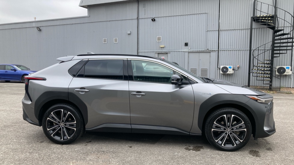 Toyota bZ4X 160kW Vision 71.4kWh 5dr Auto AWD Electric Hatchback - Image 23