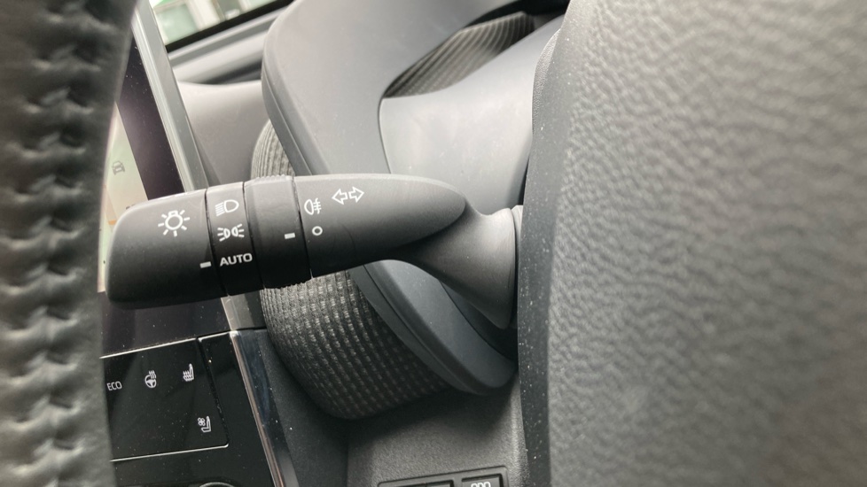 Toyota bZ4X 160kW Vision 71.4kWh 5dr Auto AWD Electric Hatchback - Image 32