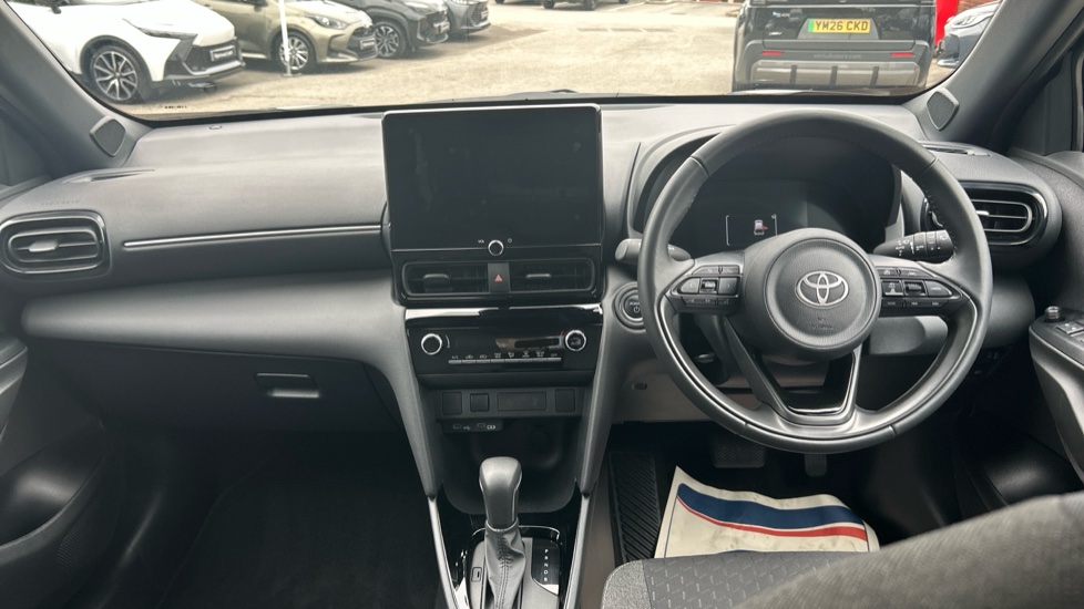 Toyota Yaris Cross 1.5 Hybrid Design 5dr CVT Hybrid Estate - Image 6