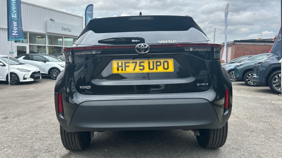 Toyota Yaris Cross 1.5 Hybrid Design 5dr CVT Hybrid Estate - Image 26