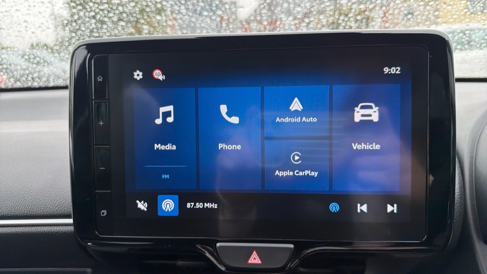 Toyota Yaris 1.5 Hybrid Design 5dr CVT Hybrid Hatchback - Image 9