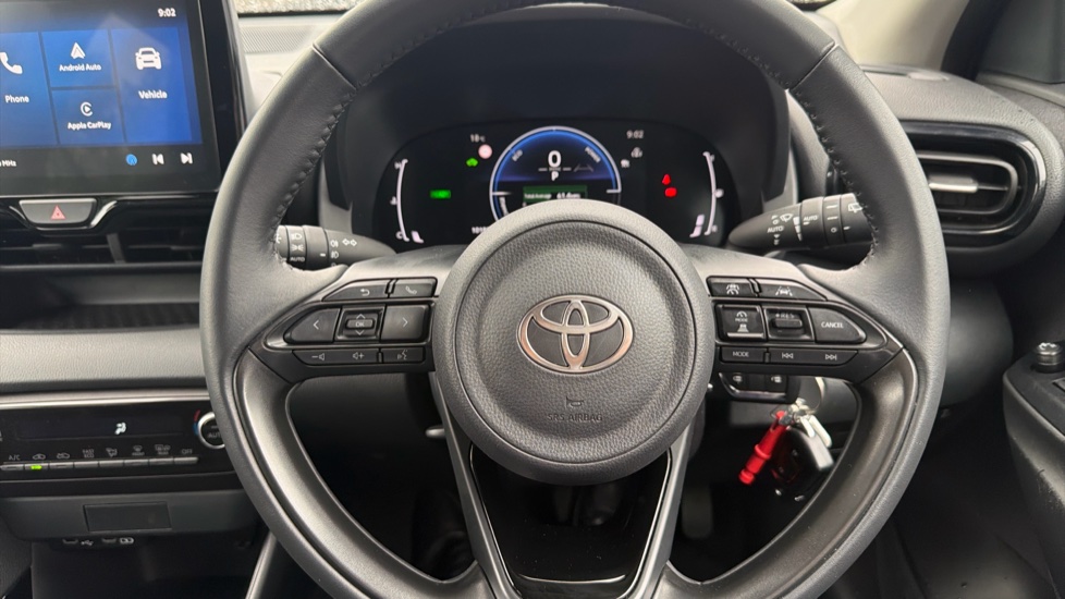Toyota Yaris 1.5 Hybrid Design 5dr CVT Hybrid Hatchback - Image 10