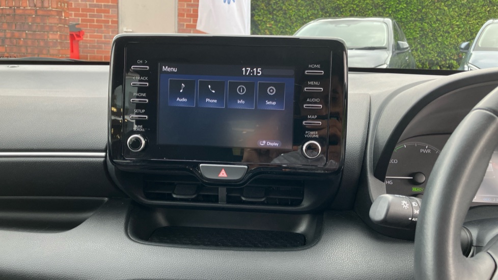Toyota Yaris 1.5 Hybrid Icon 5dr CVT Hybrid Hatchback - Image 9