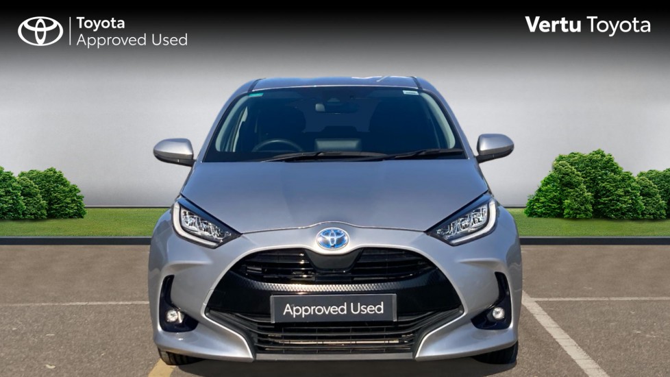 Toyota Yaris 1.5 Hybrid Design 5dr CVT Hybrid Hatchback - Image 22