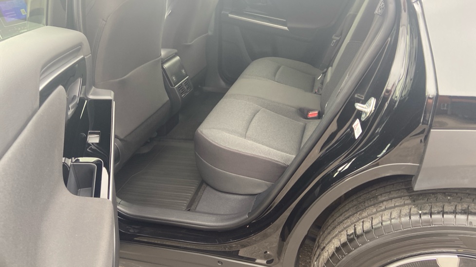 Toyota bZ4X 150kW Pure 71.4kWh 5dr Auto [11kW] Electric Hatchback - Image 15