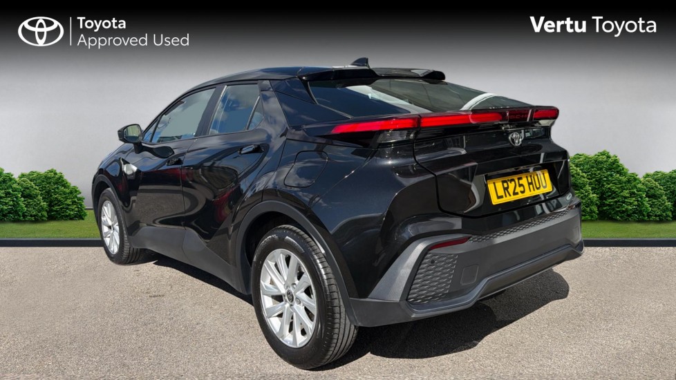 Toyota C-HR 1.8 Hybrid Icon 5dr CVT Hybrid Hatchback - Image 4