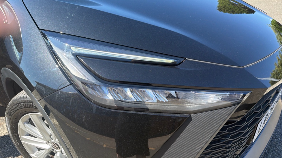 Toyota C-HR 1.8 Hybrid Icon 5dr CVT Hybrid Hatchback - Image 20