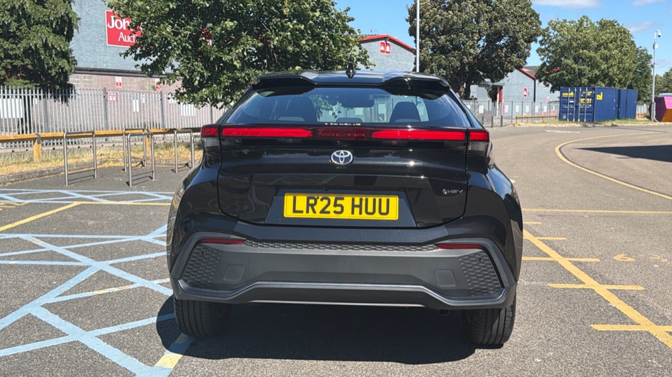 Toyota C-HR 1.8 Hybrid Icon 5dr CVT Hybrid Hatchback - Image 26