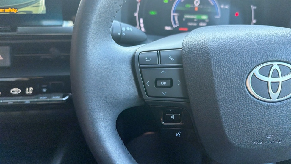 Toyota C-HR 1.8 Hybrid Icon 5dr CVT Hybrid Hatchback - Image 39