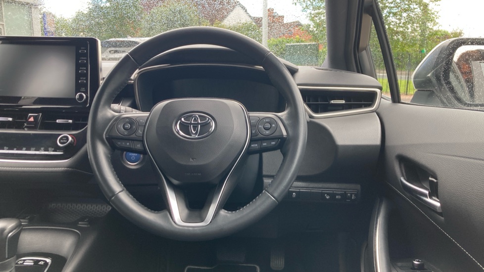 Toyota Corolla 1.8 VVT-i Hybrid Icon Tech 5dr CVT Hybrid Estate - Image 10