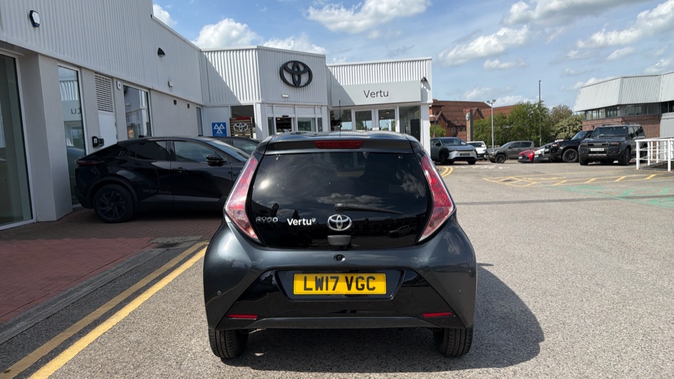 Toyota Aygo 1.0 VVT-i X-Clusiv 3 5dr Petrol Hatchback - Image 26