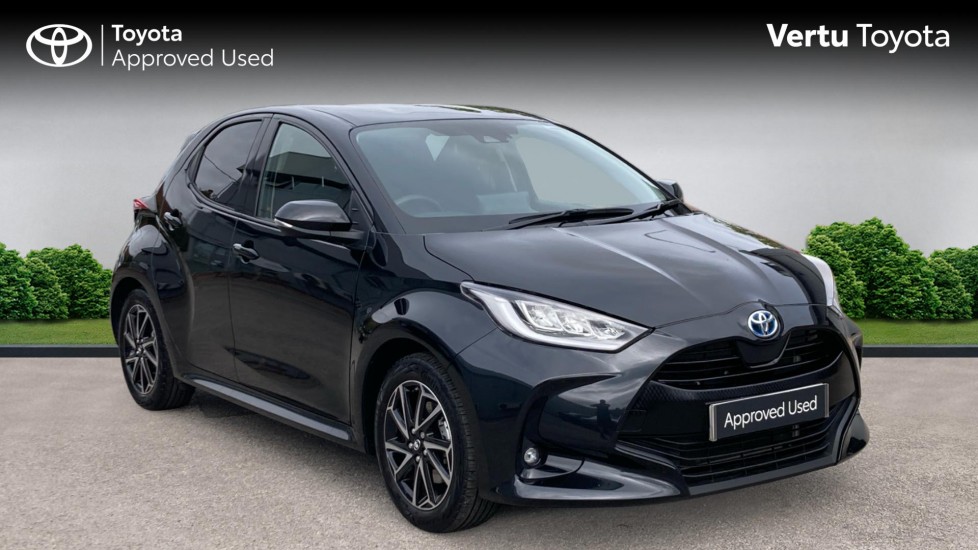 Toyota Yaris 1.5 Hybrid Design 5dr CVT Hybrid Hatchback - Image 1