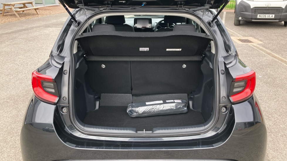 Toyota Yaris 1.5 Hybrid Design 5dr CVT Hybrid Hatchback - Image 13