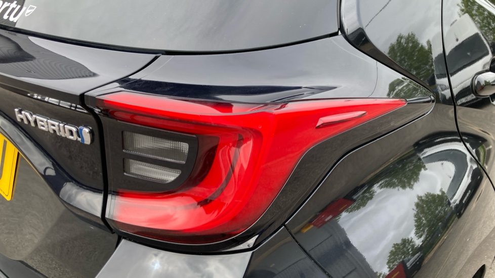 Toyota Yaris 1.5 Hybrid Design 5dr CVT Hybrid Hatchback - Image 21