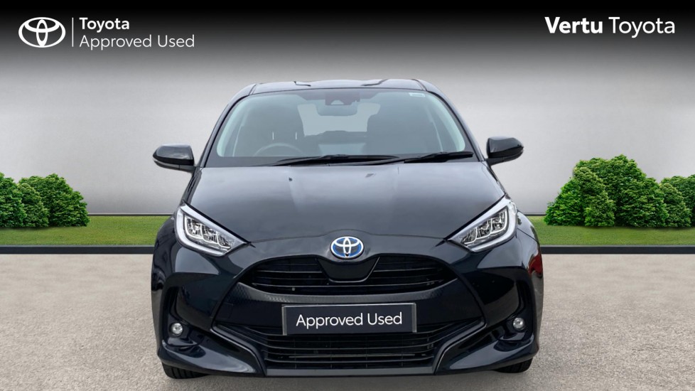 Toyota Yaris 1.5 Hybrid Design 5dr CVT Hybrid Hatchback - Image 22