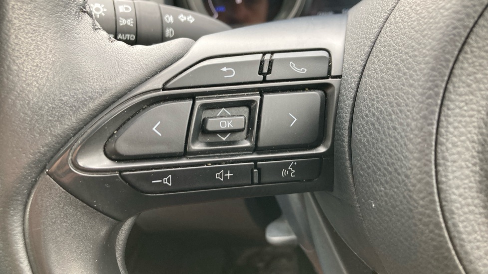 Toyota Yaris 1.5 Hybrid Design 5dr CVT Hybrid Hatchback - Image 36