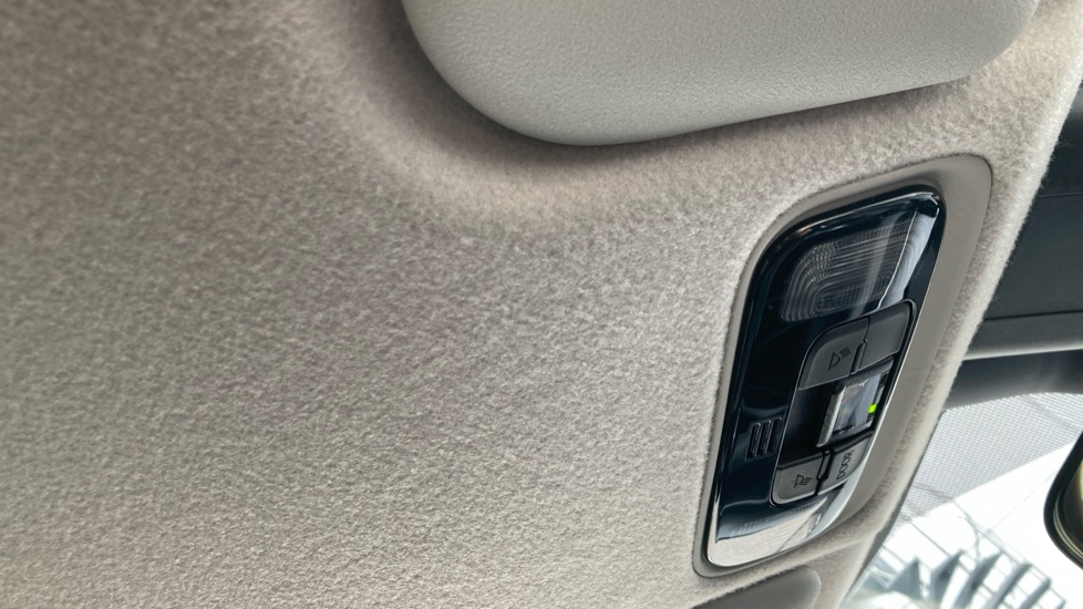 Toyota Yaris 1.5 Hybrid Design 5dr CVT Hybrid Hatchback - Image 37