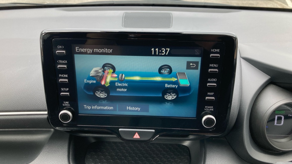 Toyota Yaris 1.5 Hybrid Design 5dr CVT Hybrid Hatchback - Image 43