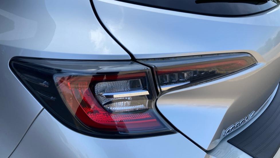 Toyota Corolla 1.8 VVT-i Hybrid Design 5dr CVT Hybrid Hatchback - Image 42