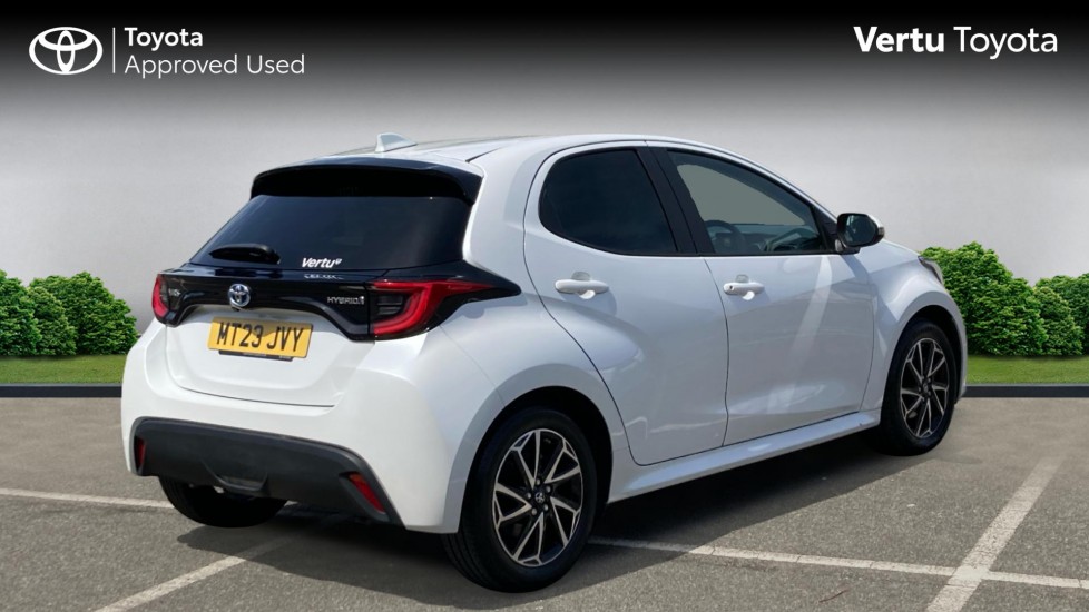 Toyota Yaris 1.5 Hybrid Design 5dr CVT Hybrid Hatchback - Image 2