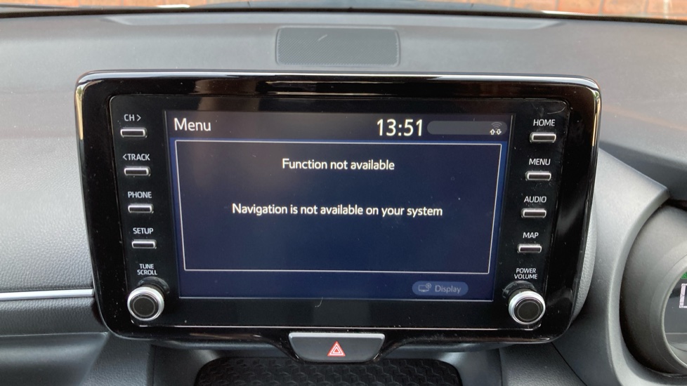 Toyota Yaris 1.5 Hybrid Design 5dr CVT Hybrid Hatchback - Image 9